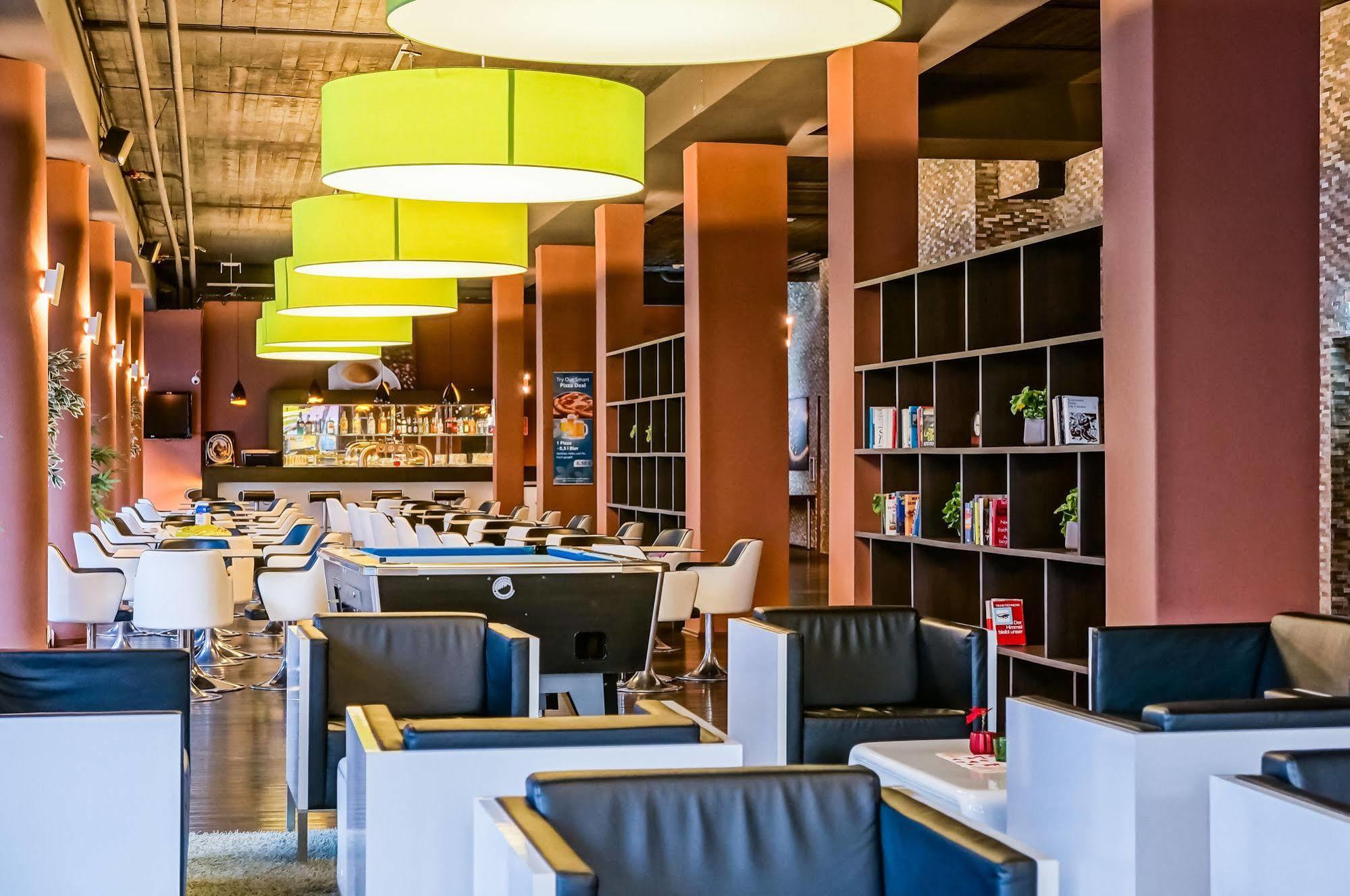 Smart Hotel