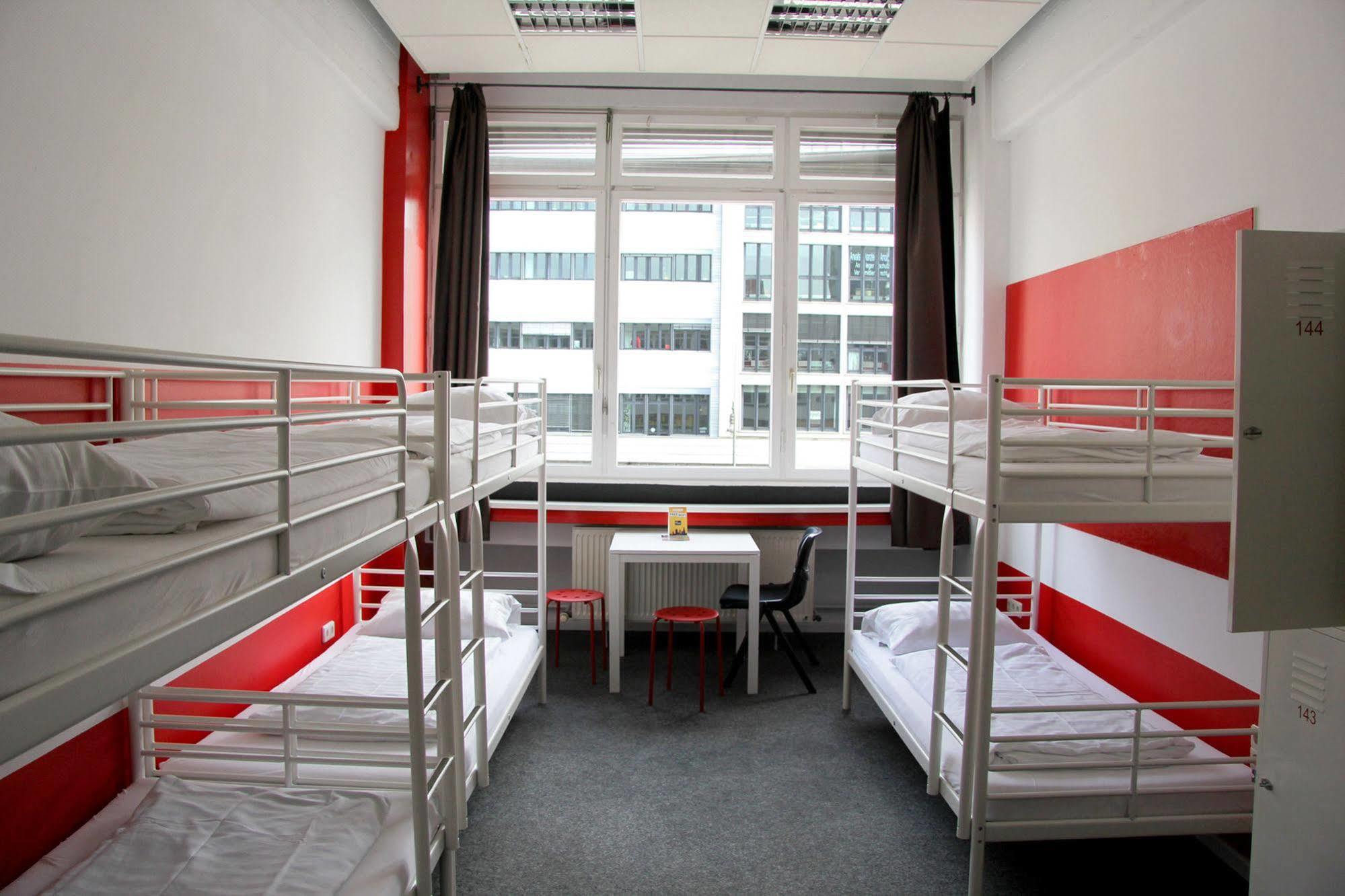 Check In Berlin