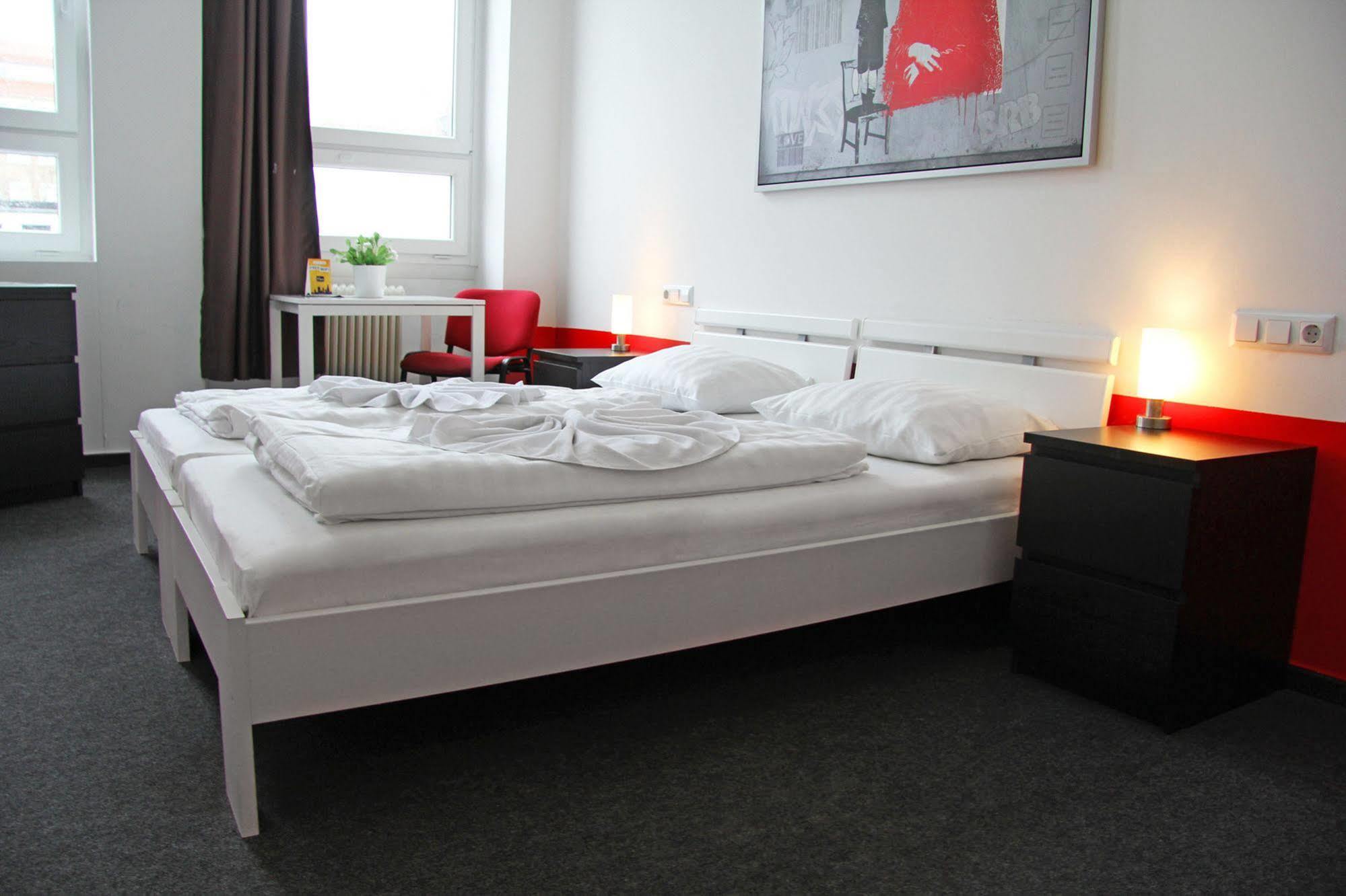Check In * Berlin