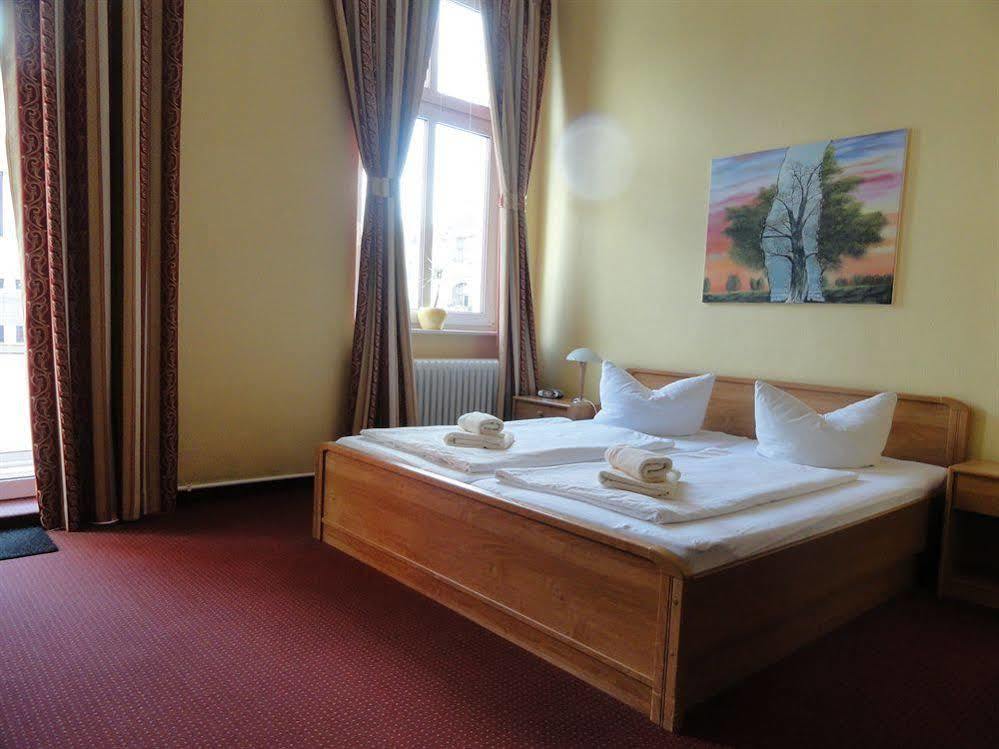 Hotel Fischer Am Kudamm 3*