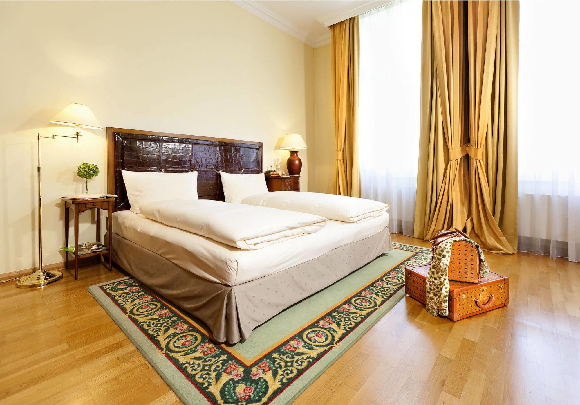 Hotel Louisa's Place