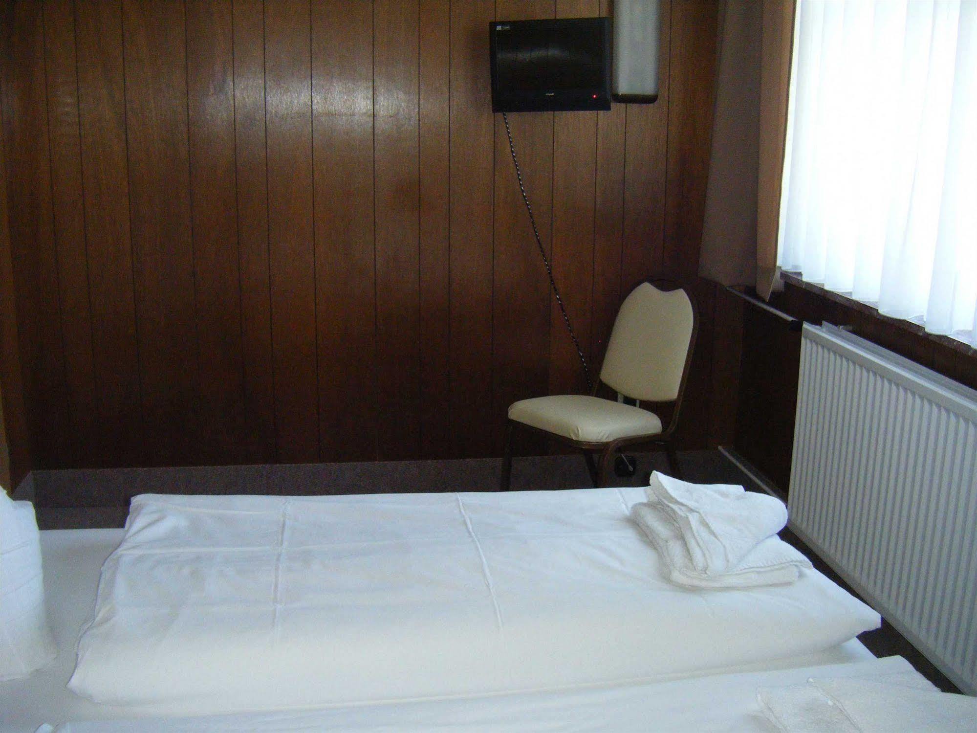 Central-hotel Tegel Hotel
