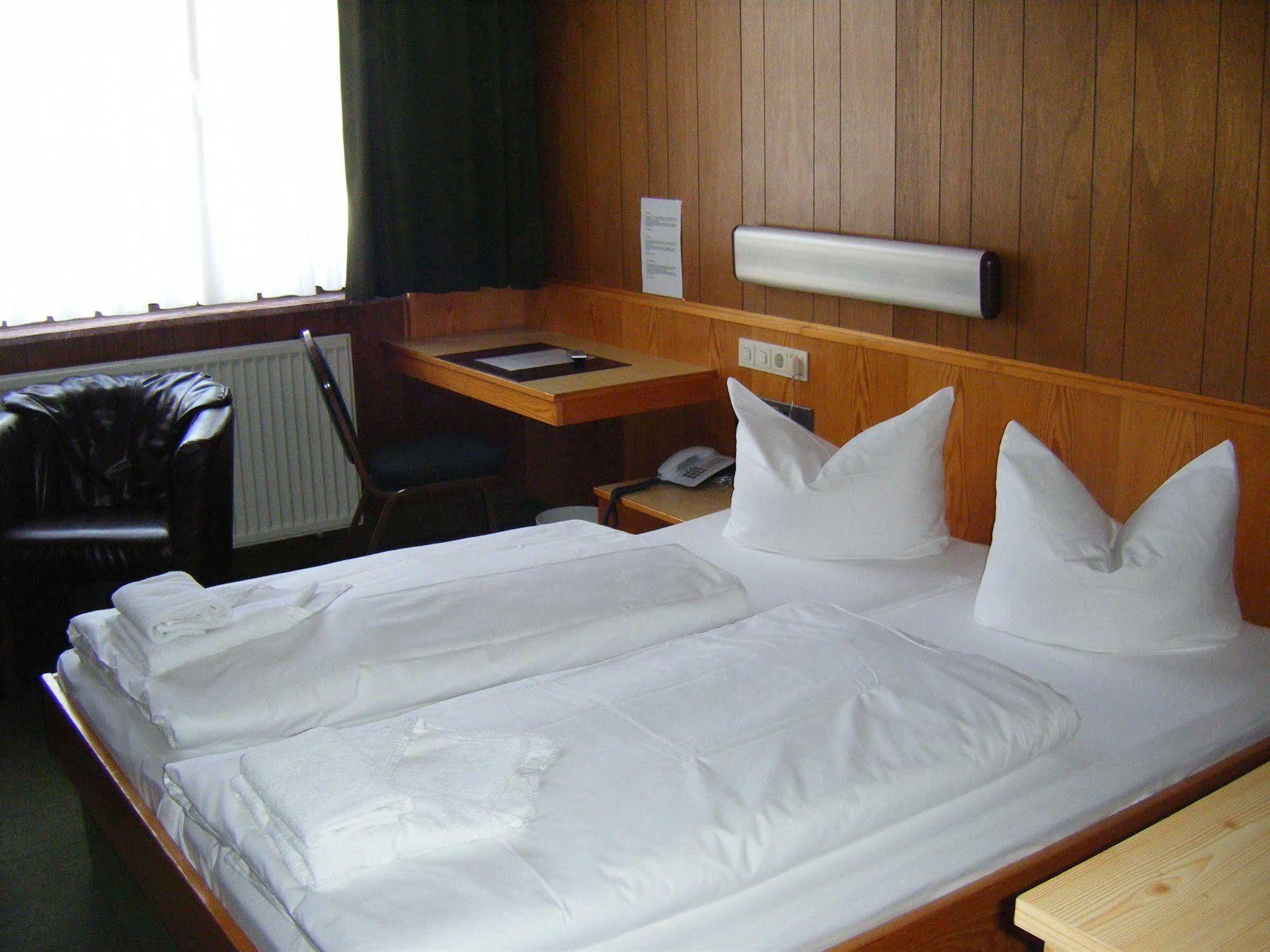 Central-hotel Tegel 2* Berlin