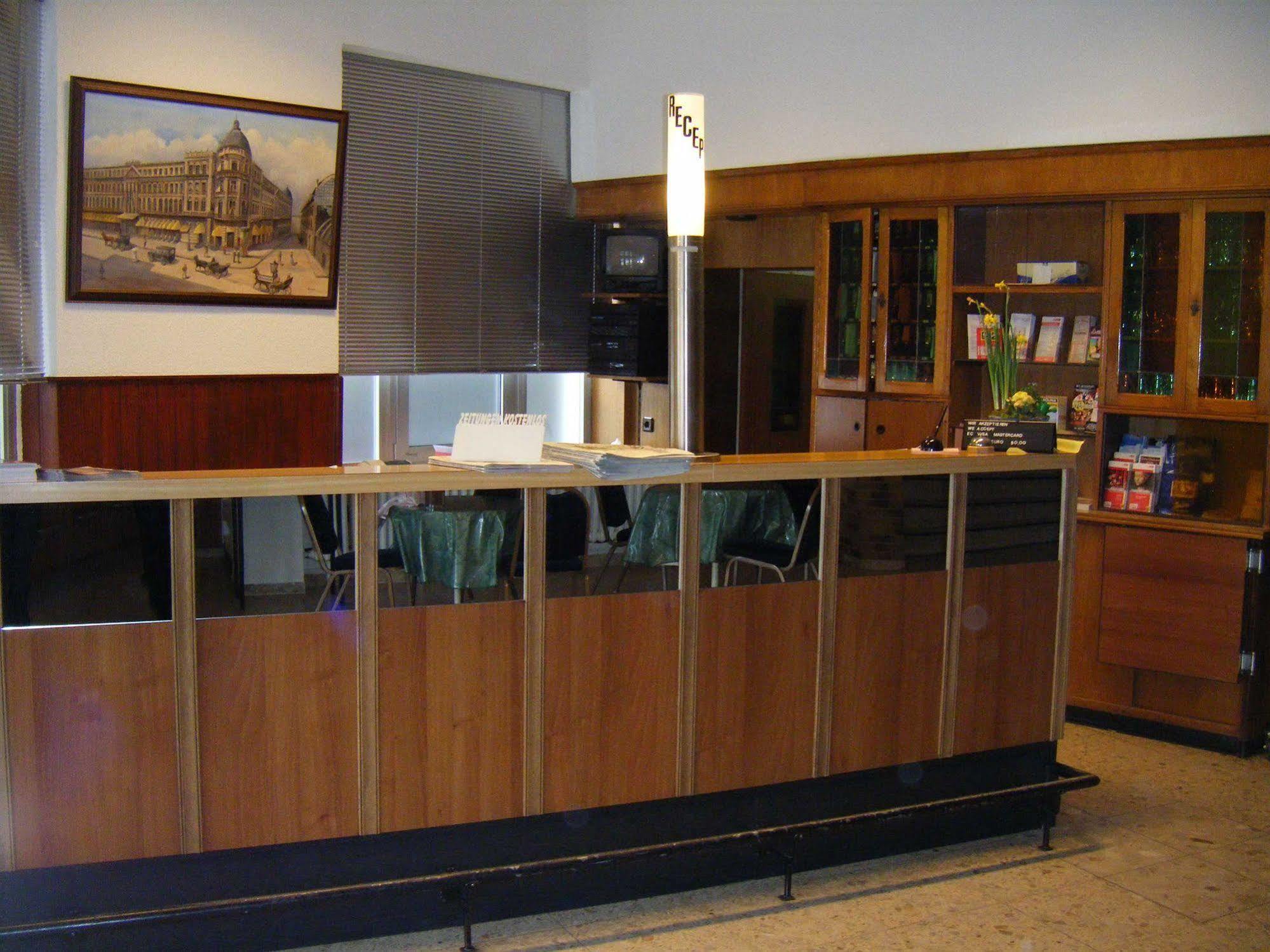 Central-hotel Tegel Hotel