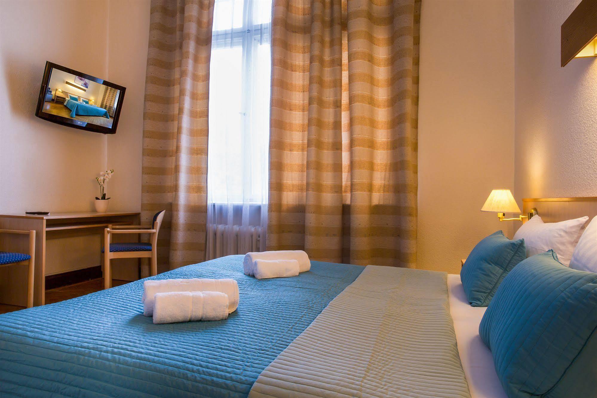 Hotel Comet Am Kurfuerstendamm 3*