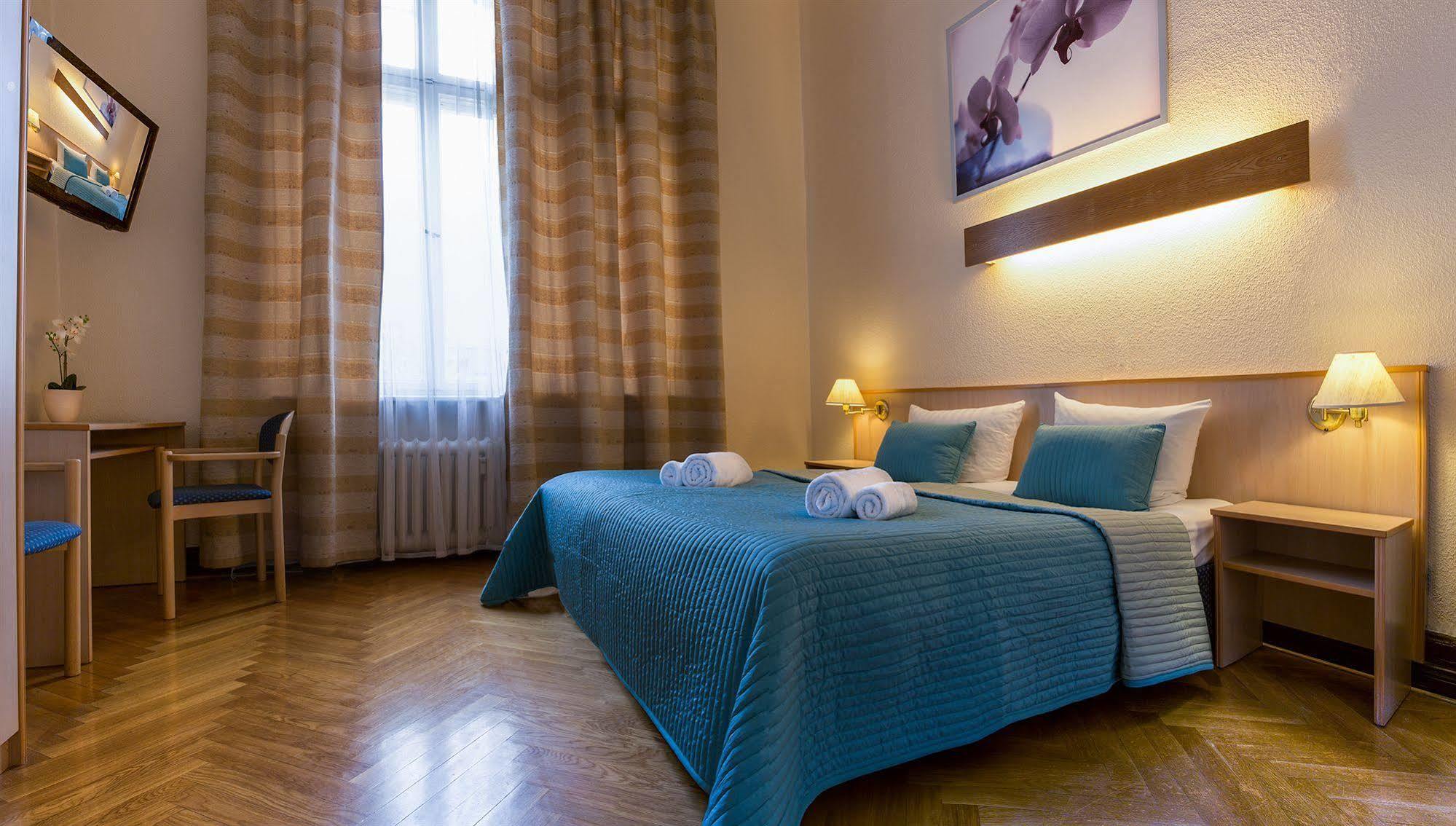 Hotel Comet Am Kurfuerstendamm 3*