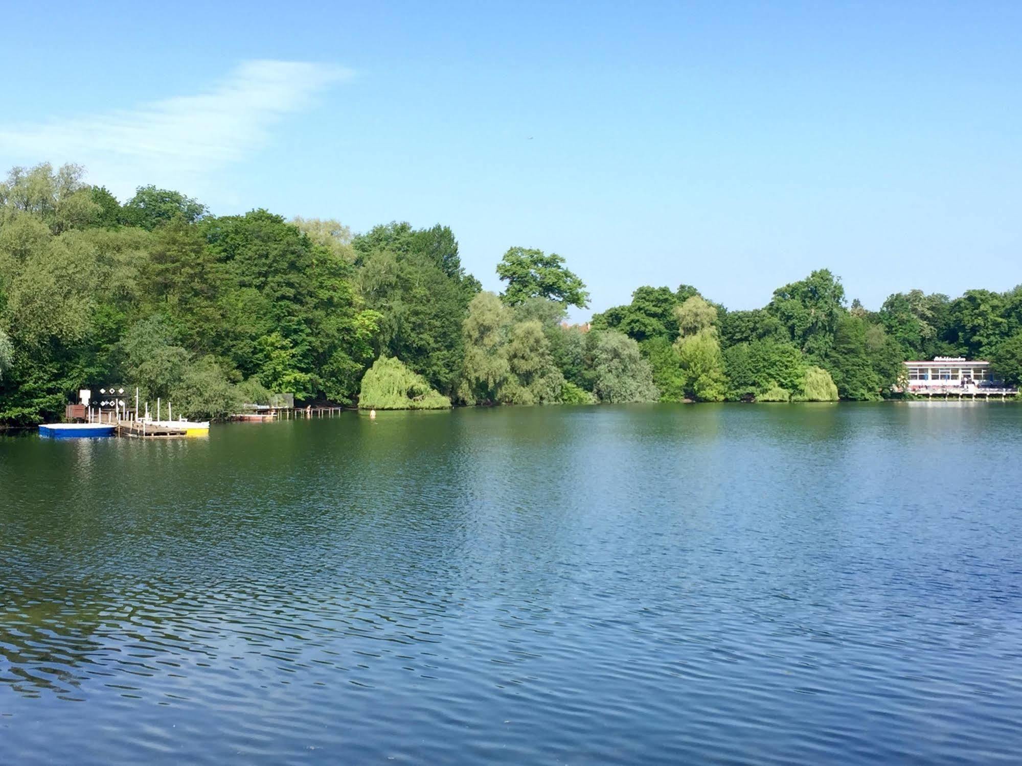 Living Weissensee 4* Berlin