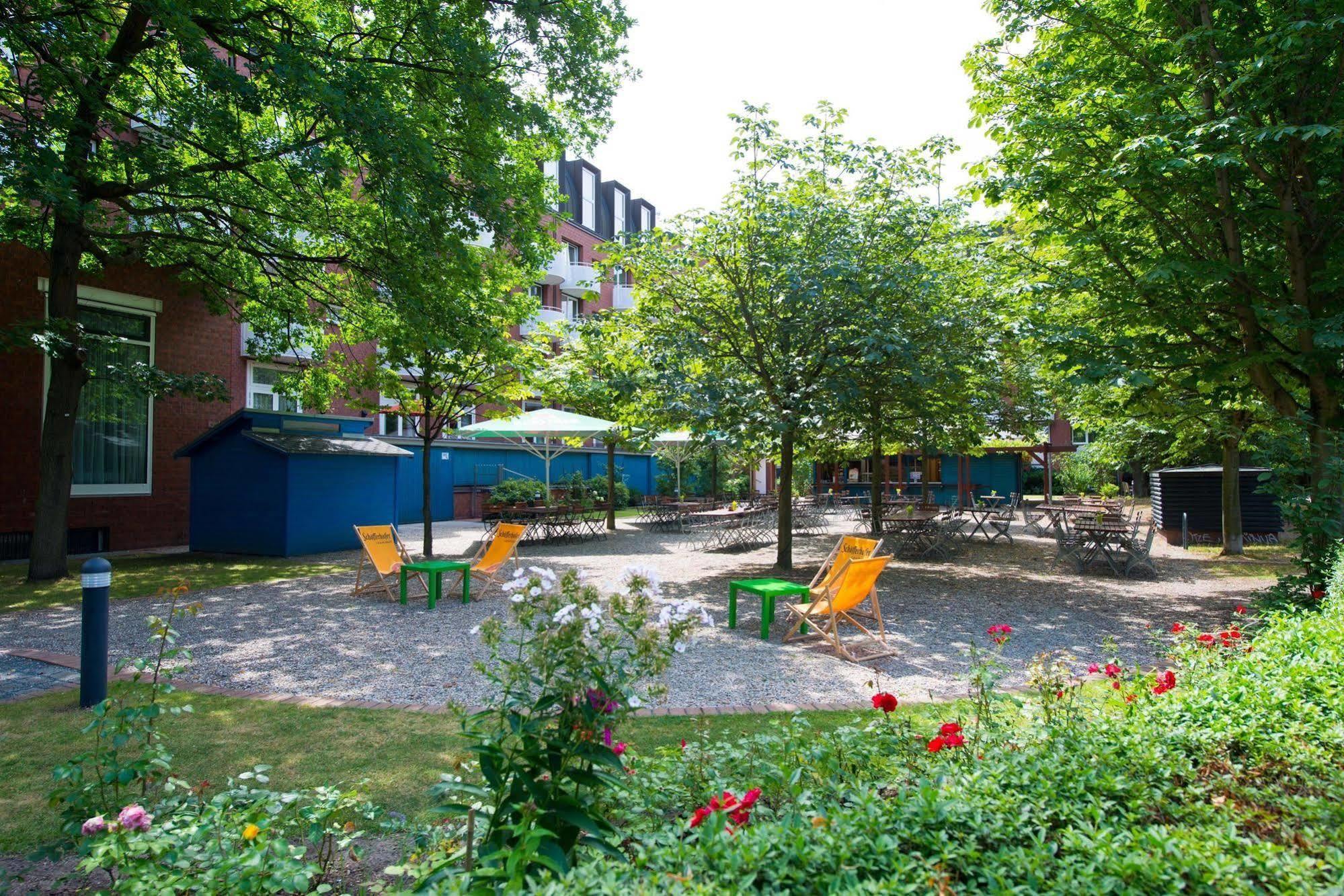 Aparthotel Living Weissensee Berlin