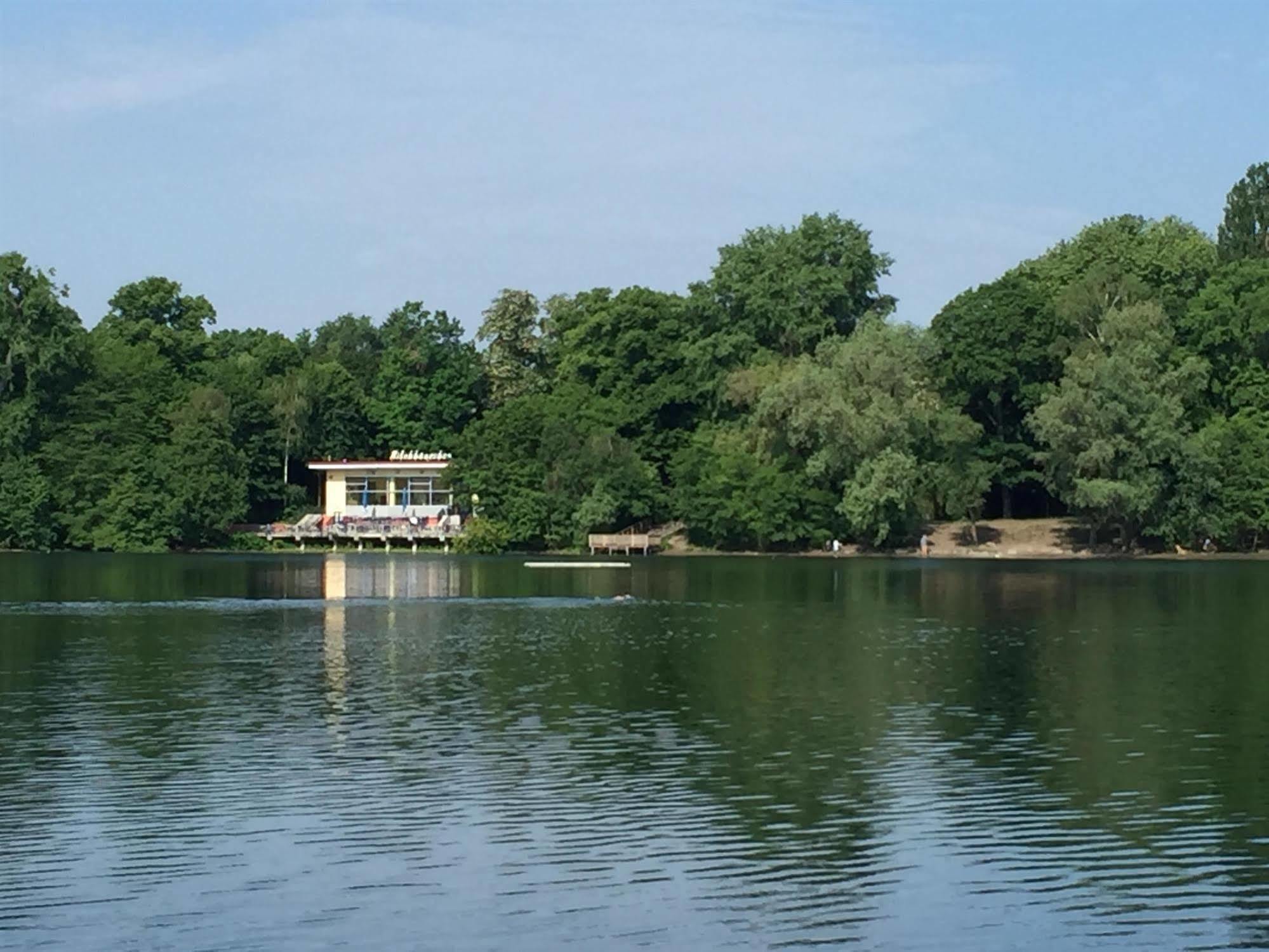 Living Weissensee Aparthotel