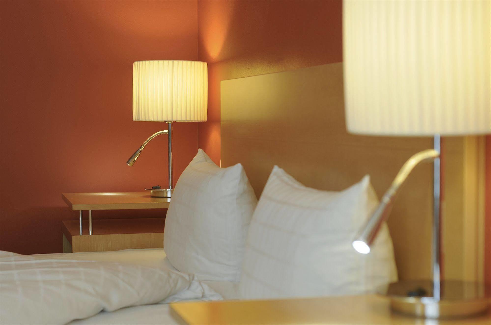 Hotel Upstalsboom Friedrichshain 4*