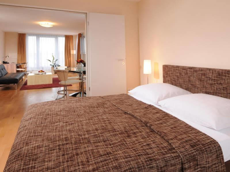 Residenz Am Deutschen Theater 3*