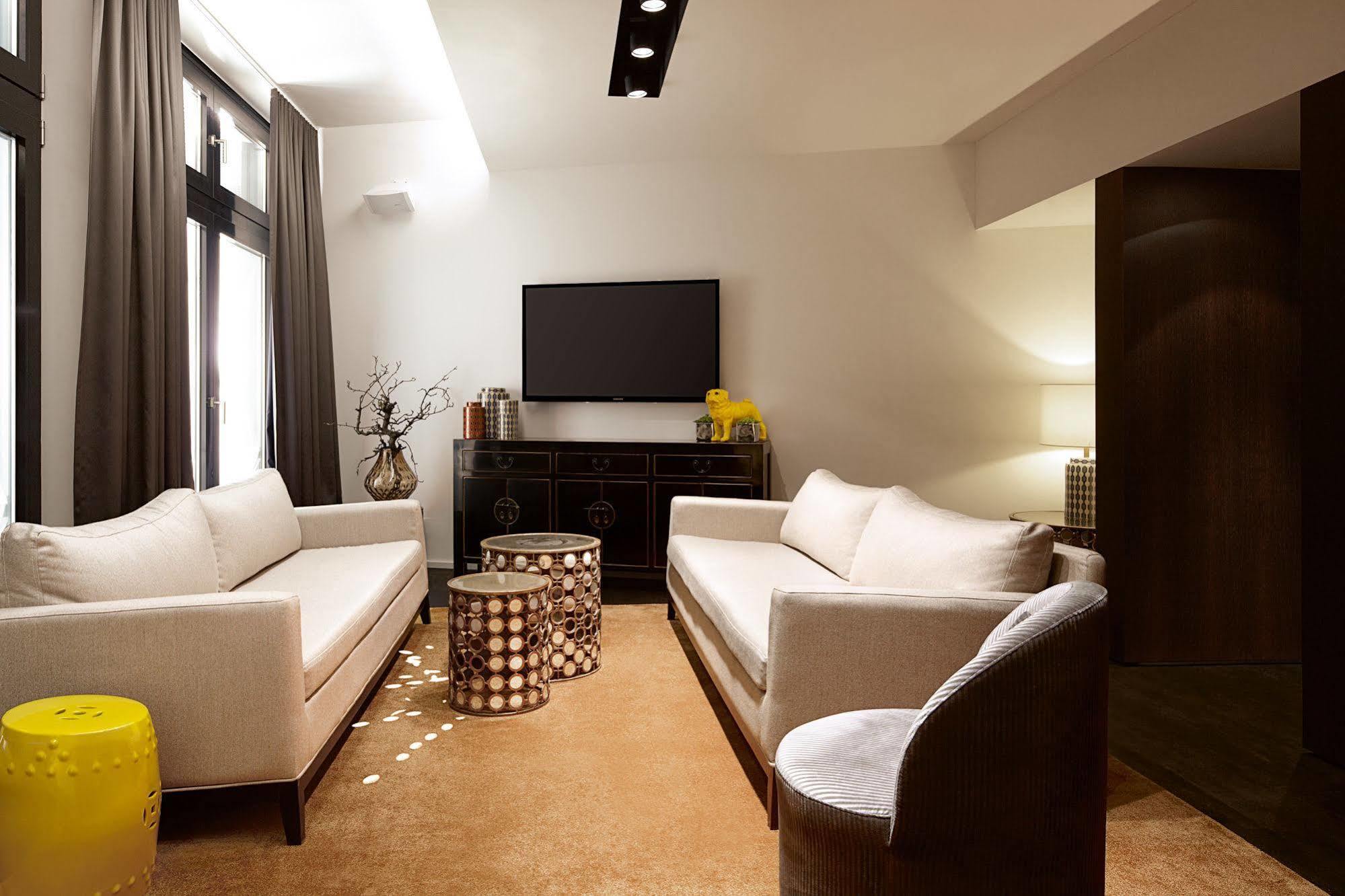 Mani 3* Berlin