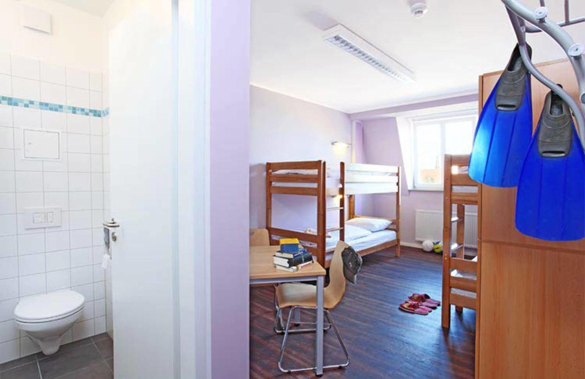 Industriepalast Hostel *