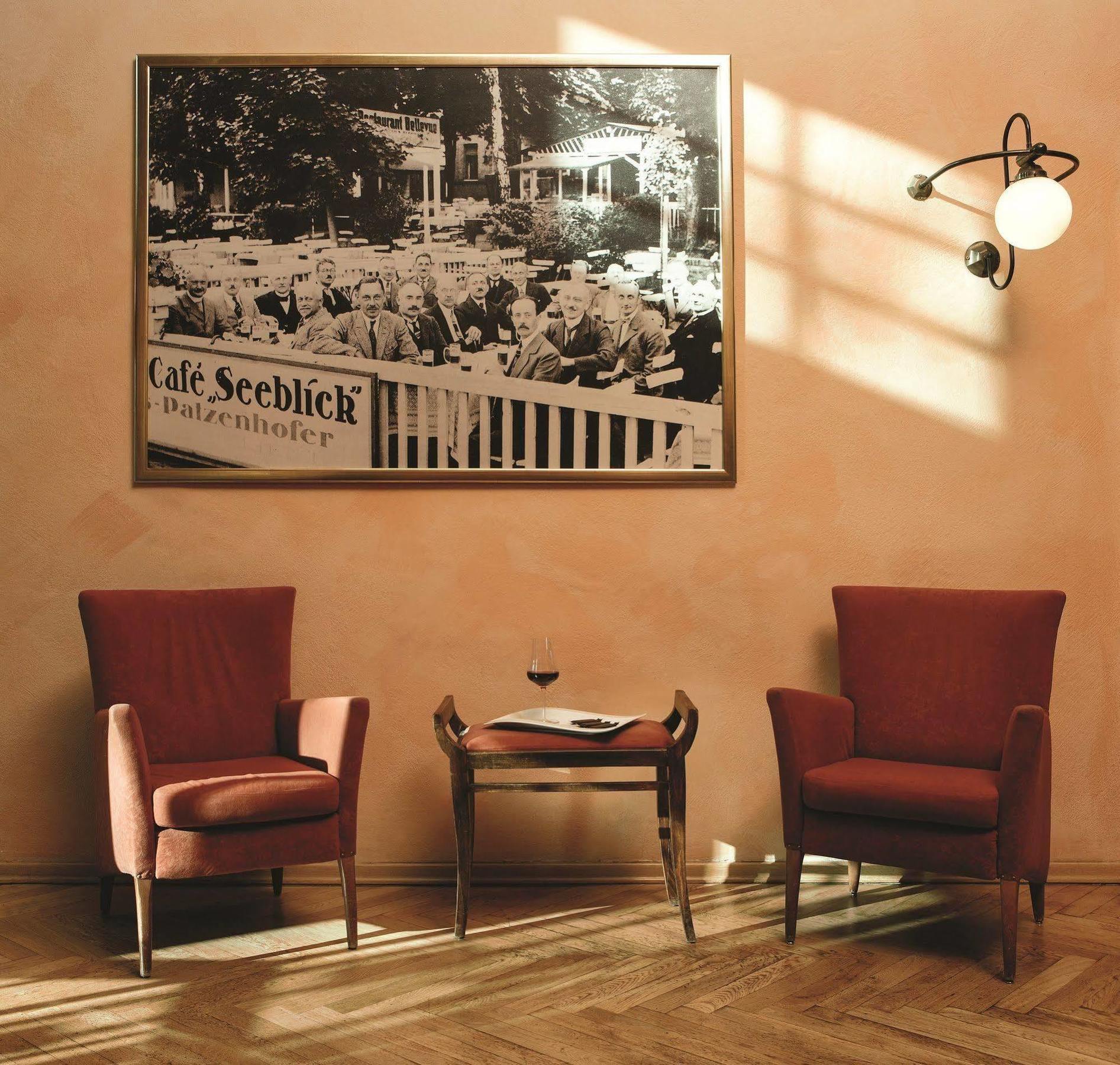 Schmoeckwitz Hotel 3*