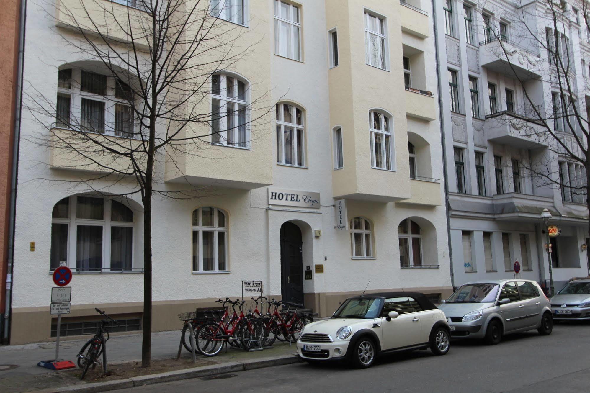 Elegia Am Kurfuerstendamm