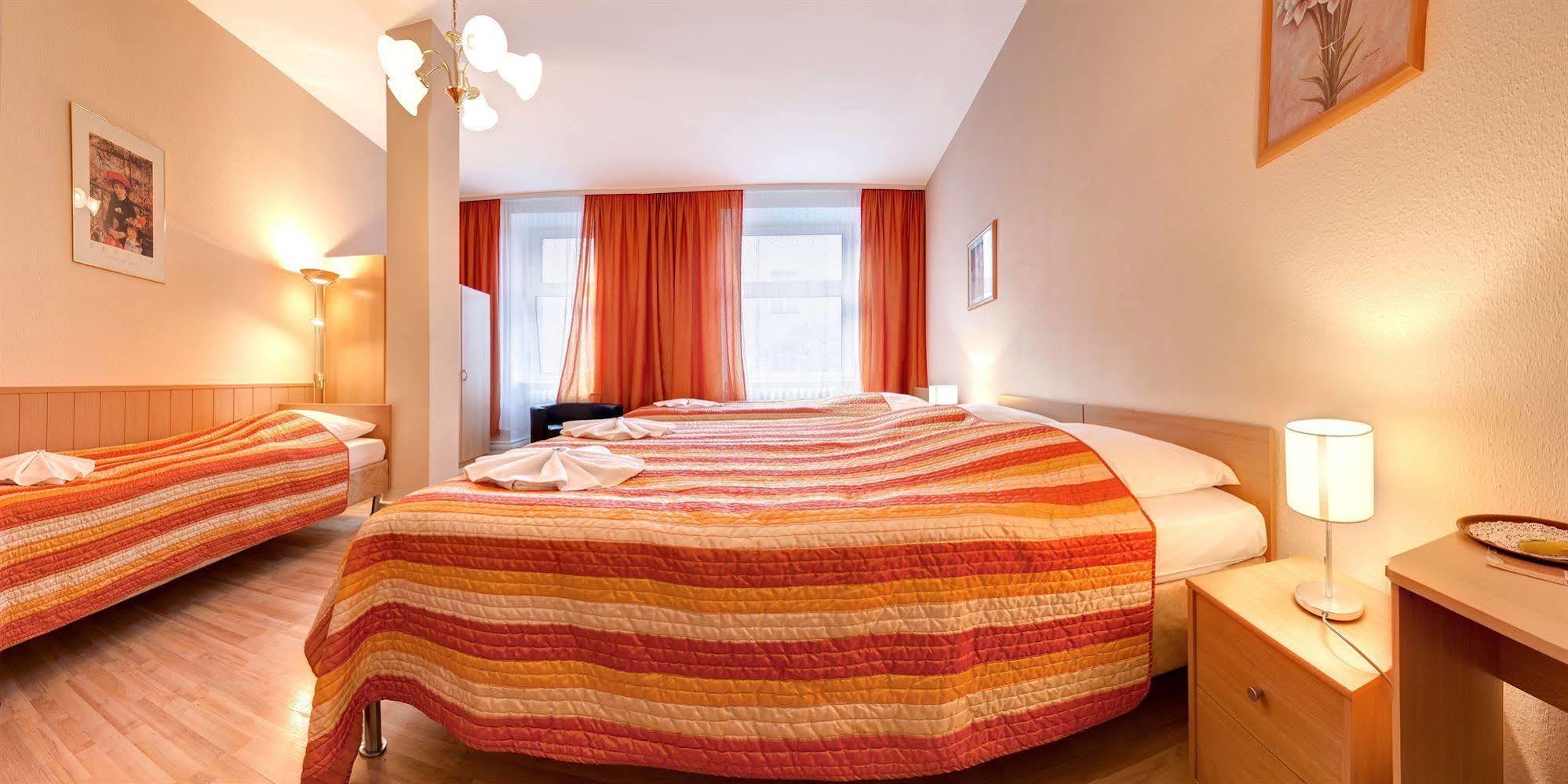 Gasthof Hotel-pension Am Savignyplatz