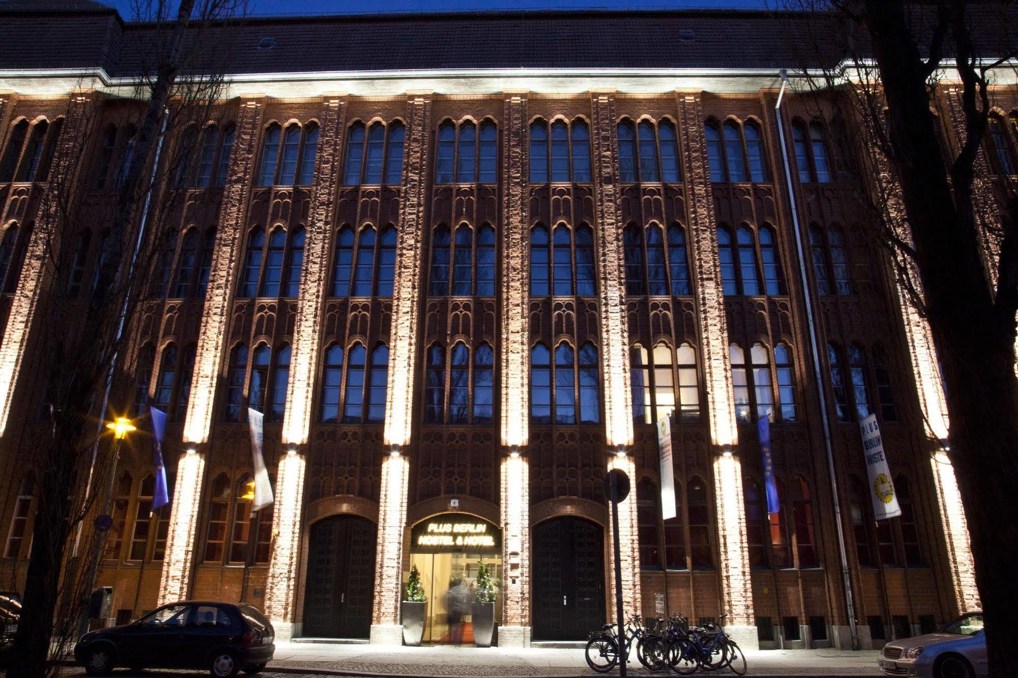 Und Hotel