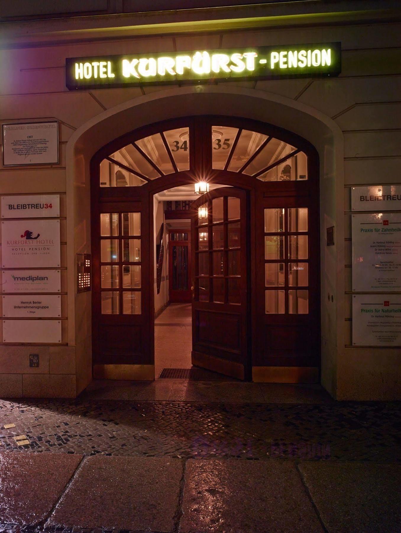 Kurfuerst Am Kurfuerstendamm