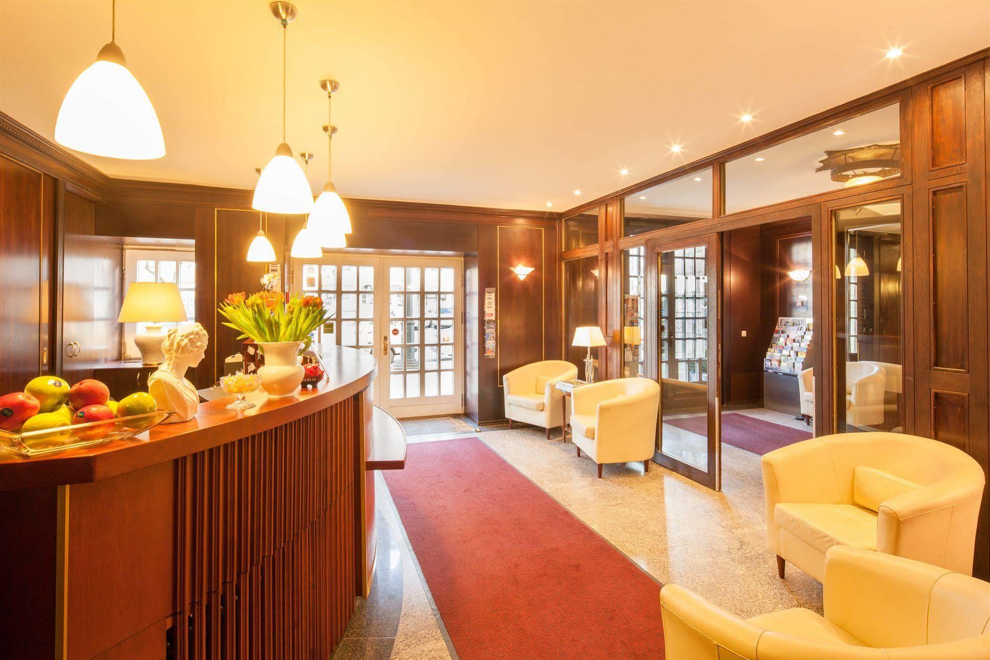 Brandies An Der Messe Hotel 3*