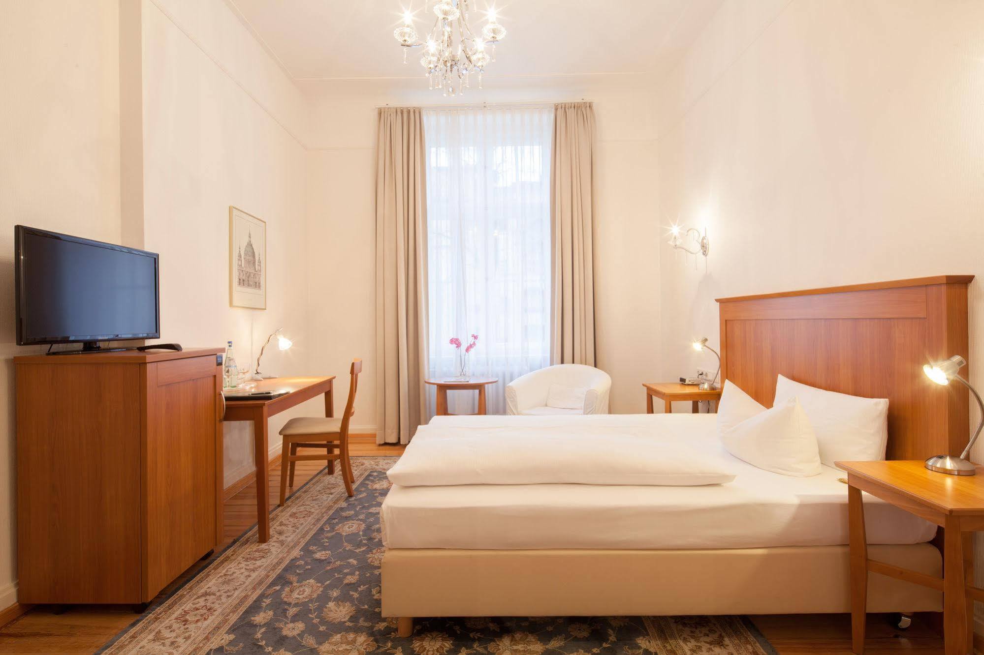 Hotel Brandies An Der Messe