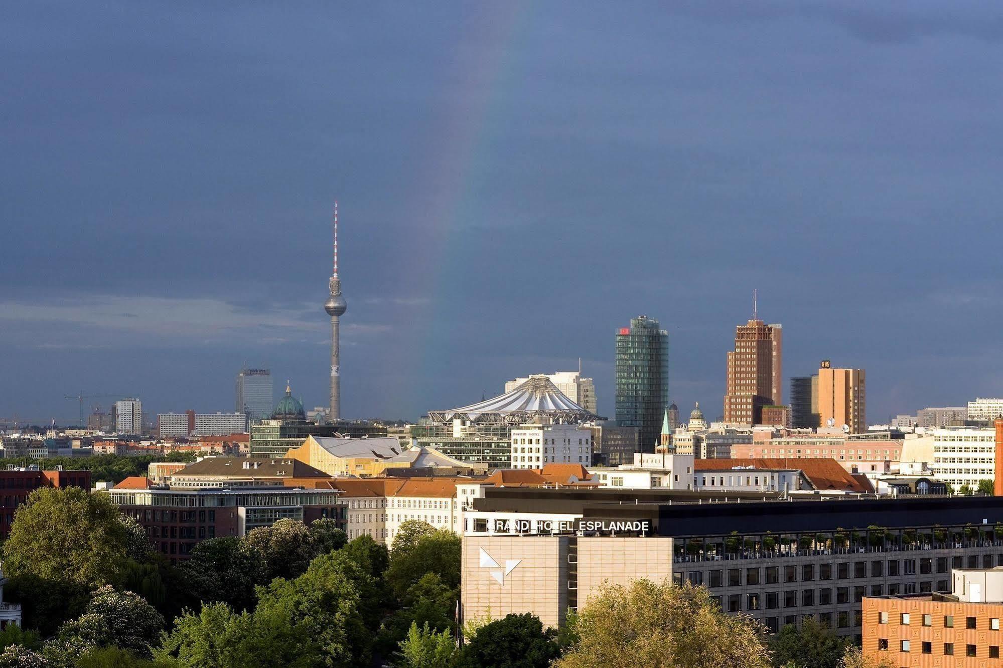 Hotel Golden Tulip Hamburg 4*