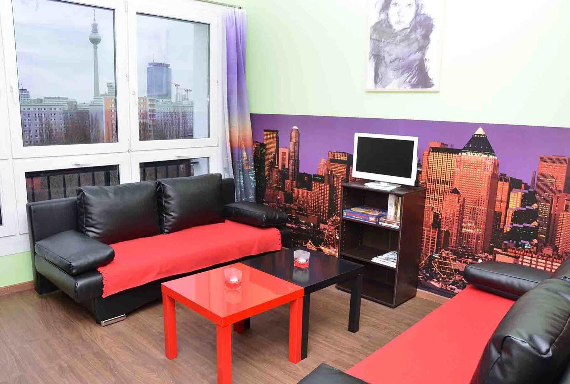 Apartment Park & Alex 2 Bathrooms 2 Kitchen 4 *