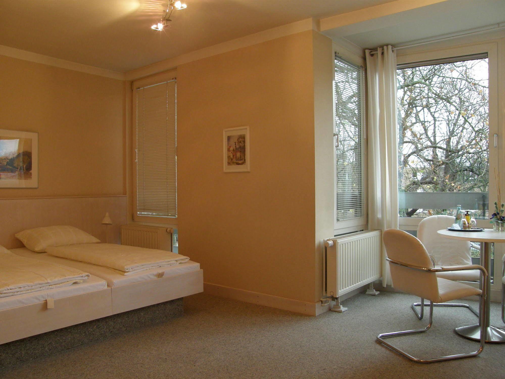 Jugendgaestehaus St.-michaels-heim Hostel *