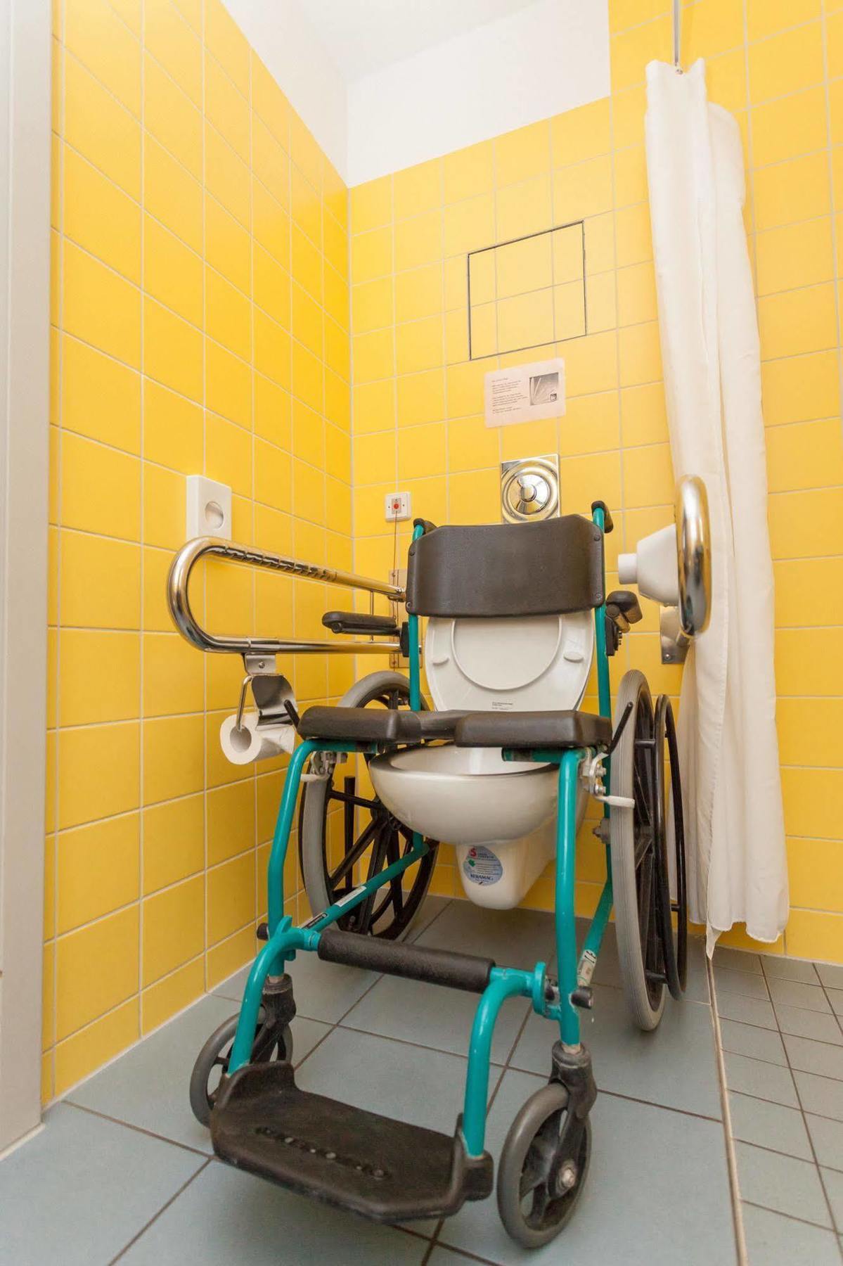 Hotel Mit-mensch 3*