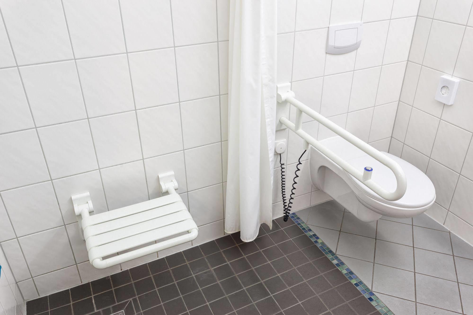 Mit-mensch Hotel 3*