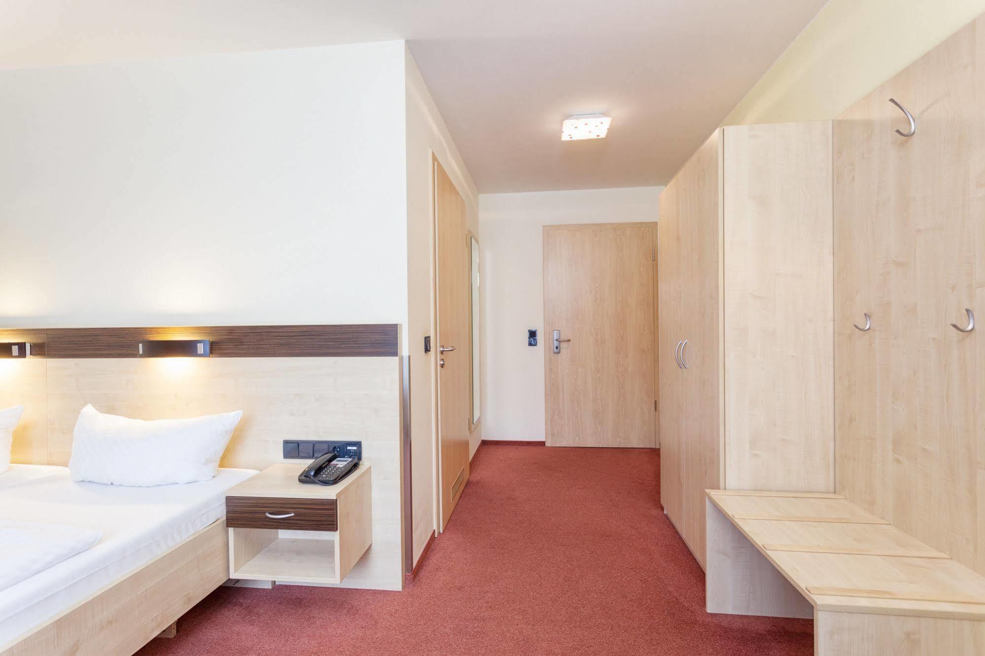 Hotel Mit-mensch Berlin