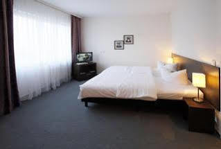 Luetzow 3*