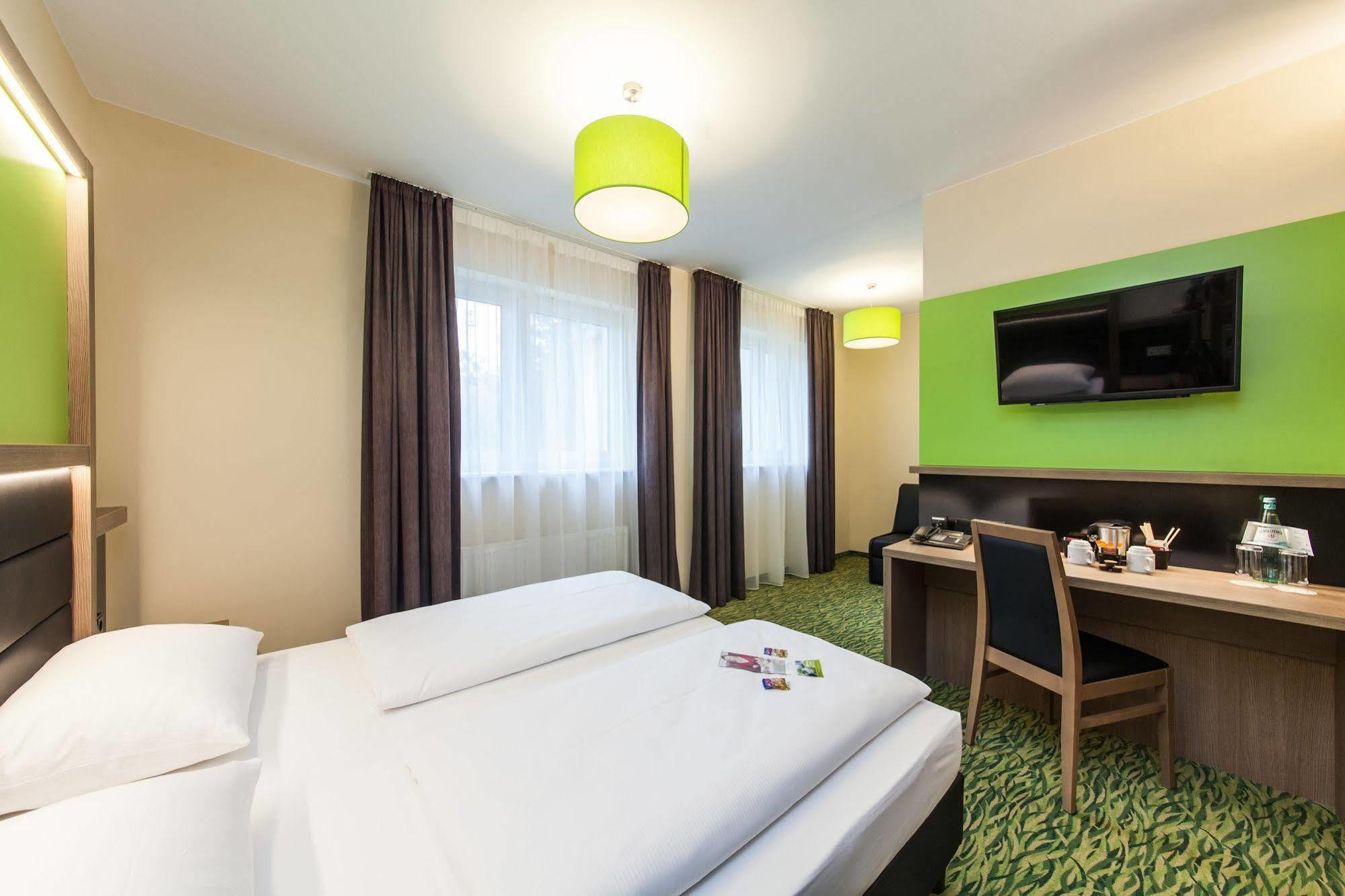 Hotel Novum Style Aldea 3*