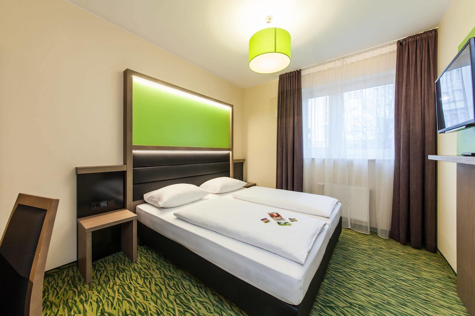 Hotel Novum Style Aldea 3*