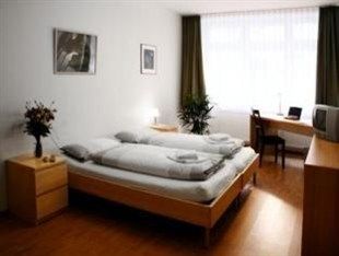 Arena - Mitte Hotel 2*