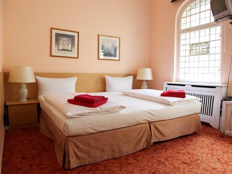 Hotel Castell Am Kurfürstendamm 3*
