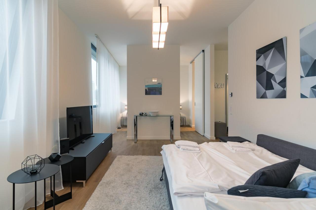 Modern Holiday In Sapphire By D. Libeskind Berlin
