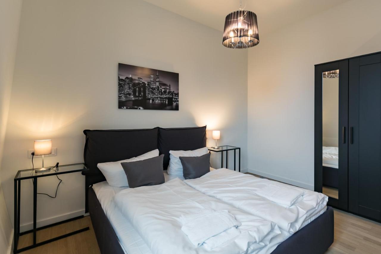 Modern Holiday In Sapphire By D. Libeskind Berlin