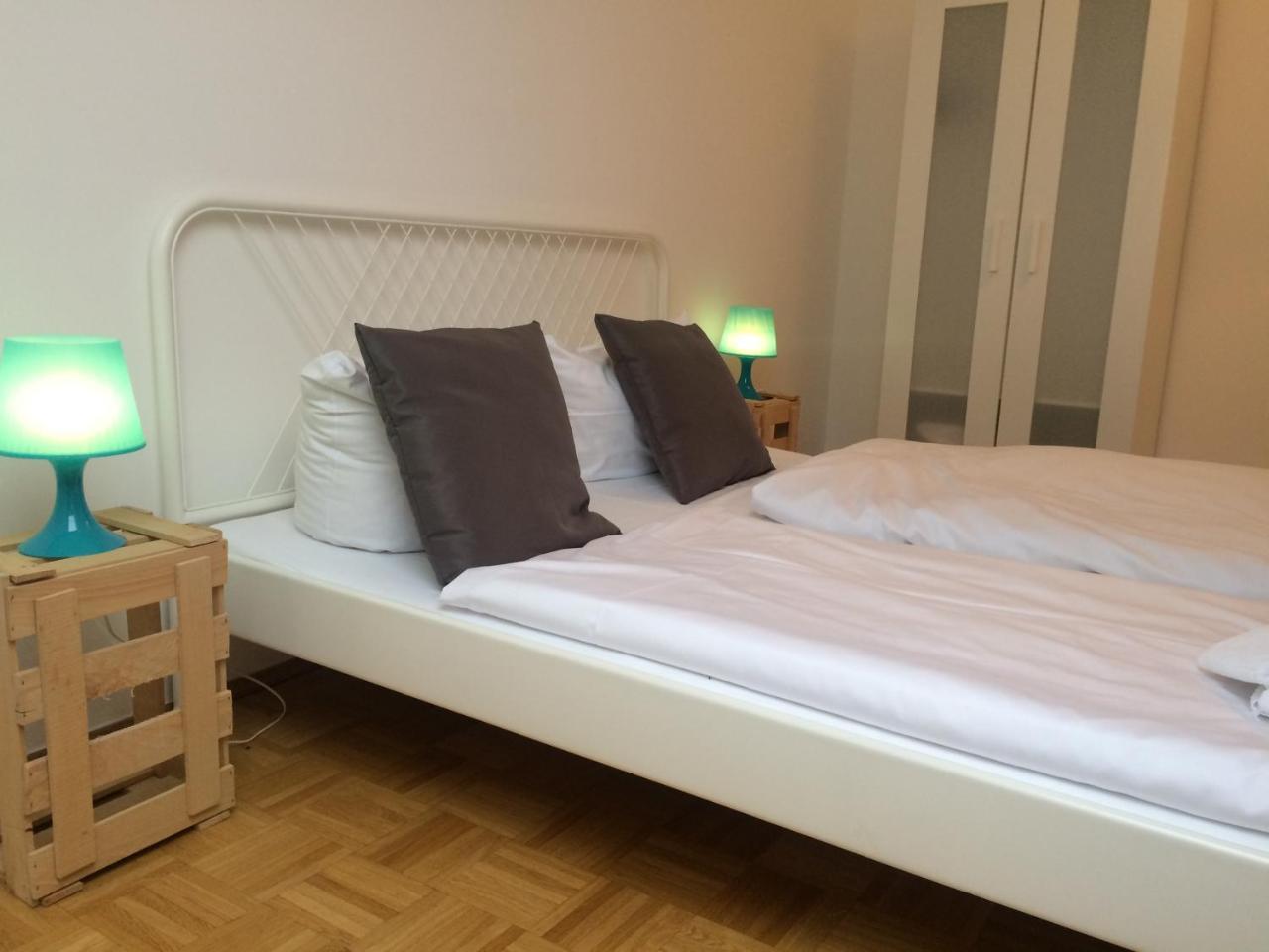 Holiday Near Central Station Apartment