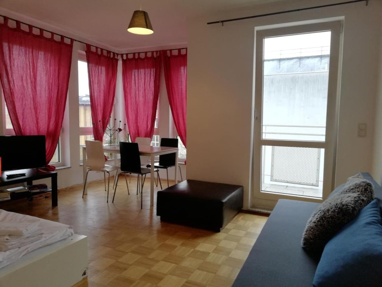 Apartment Holiday Near Central Station