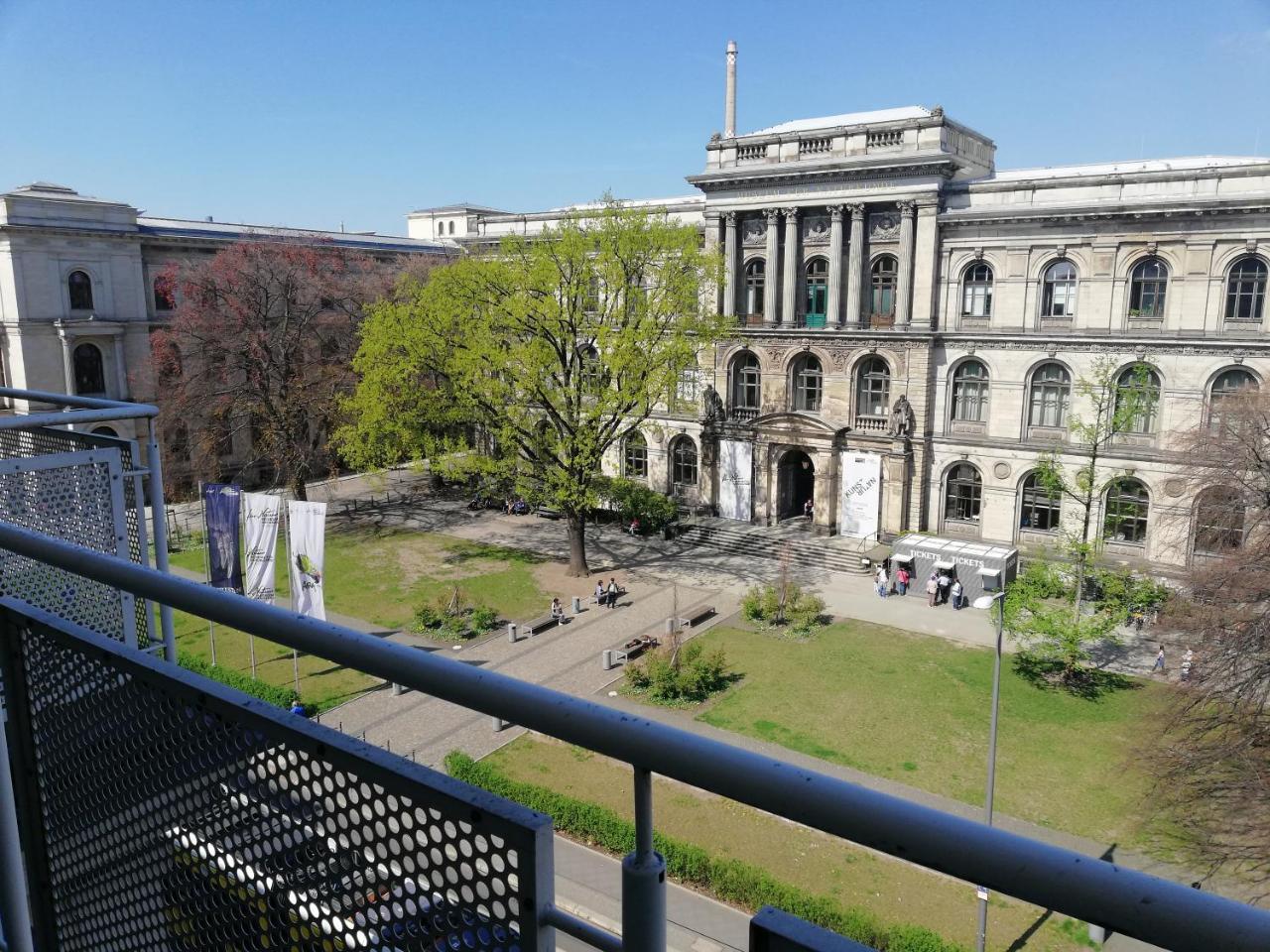 Apartment Holiday Near Central Station Berlin