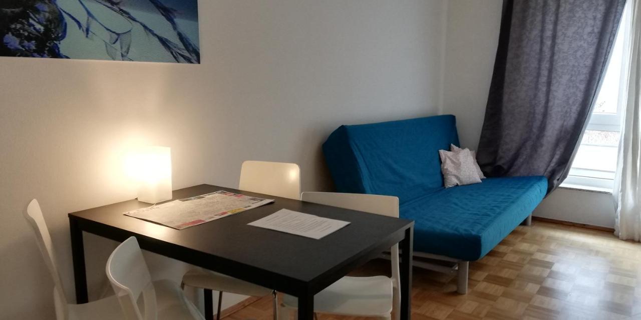 Holiday Near Central Station Apartment