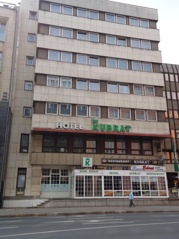 Hotel Kubrat Am Checkpoint Charlie Berlin