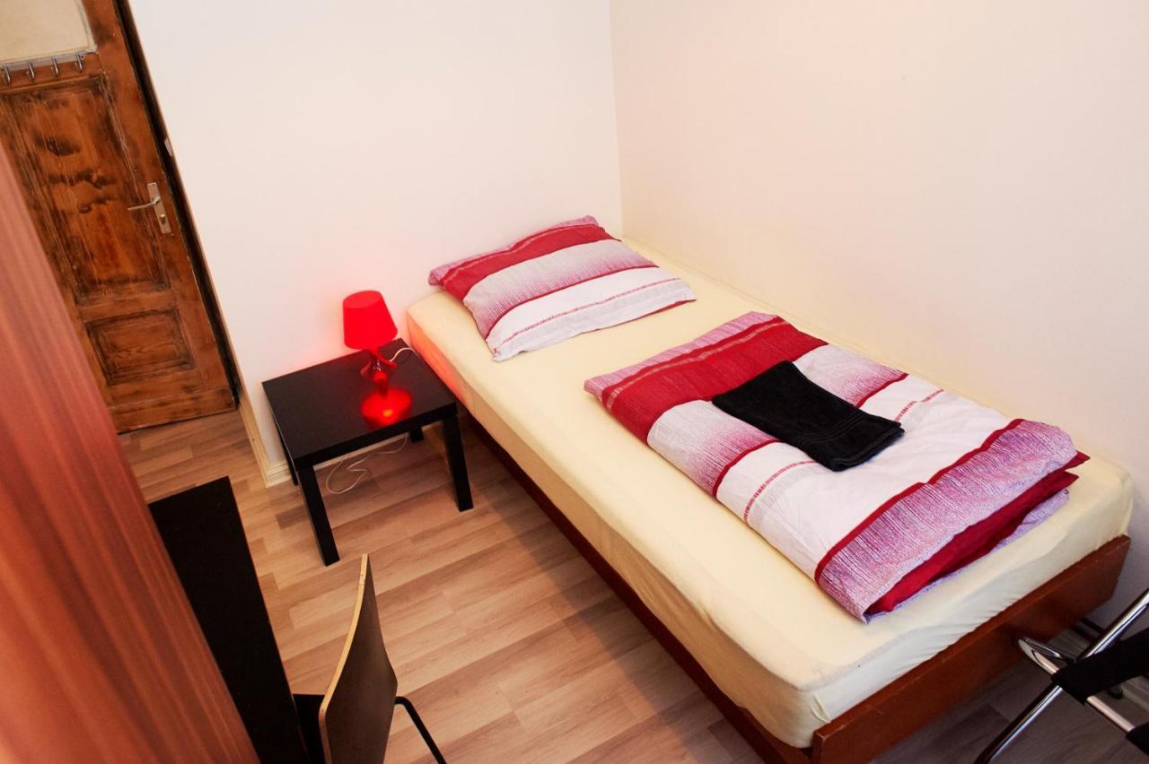 Littlefriedrichrooms @ Propellerwerk Guest house 2*