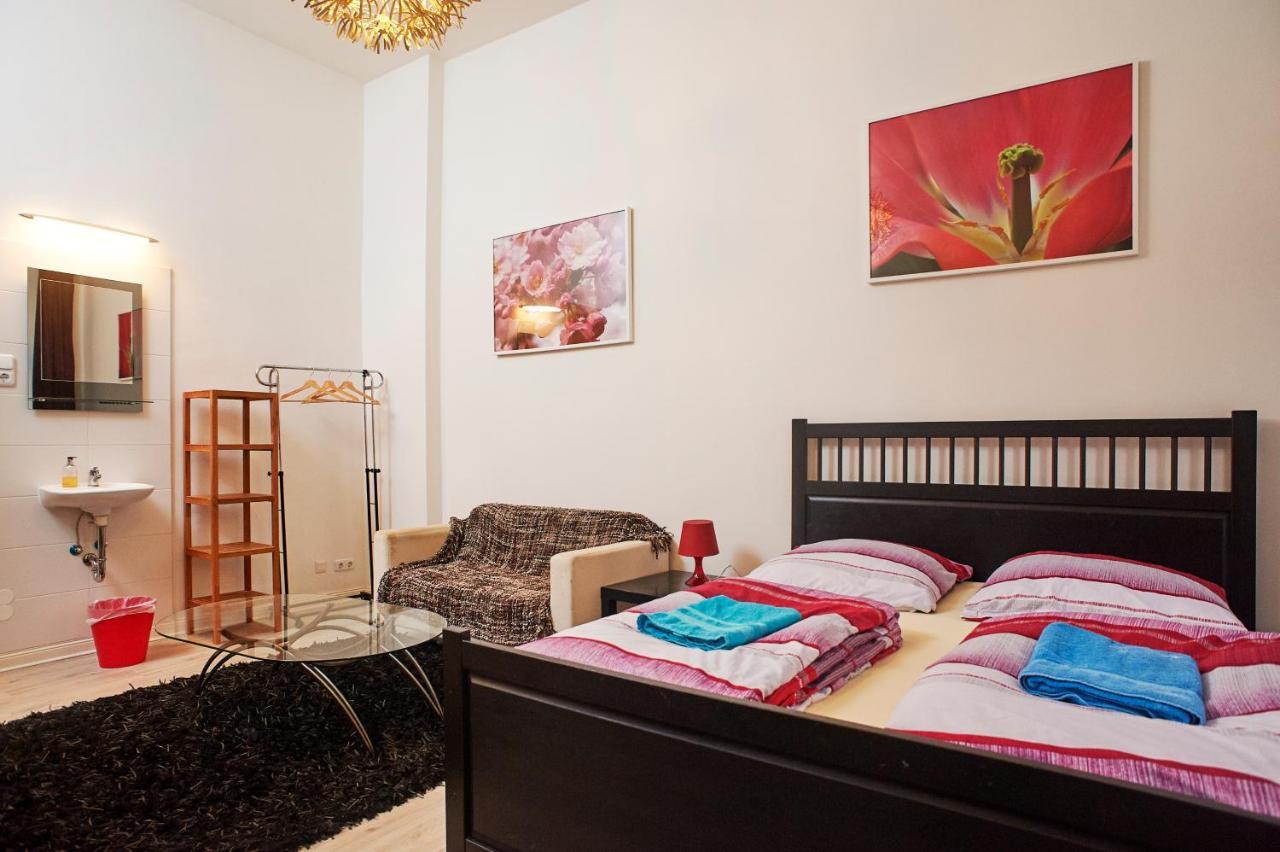 Littlefriedrichrooms @ Propellerwerk Guest house 2*