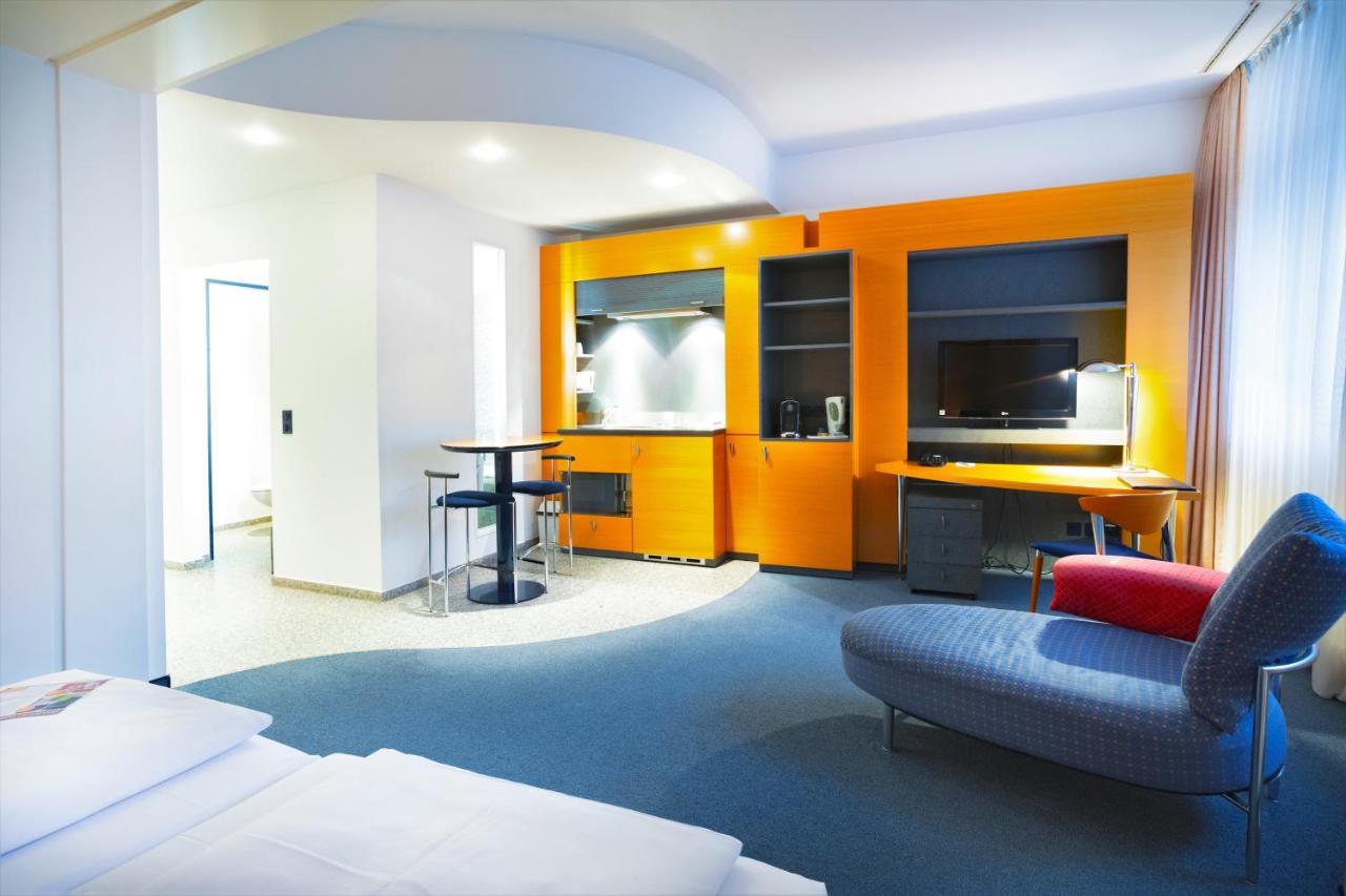 Ostbahnhof Hotel 4*