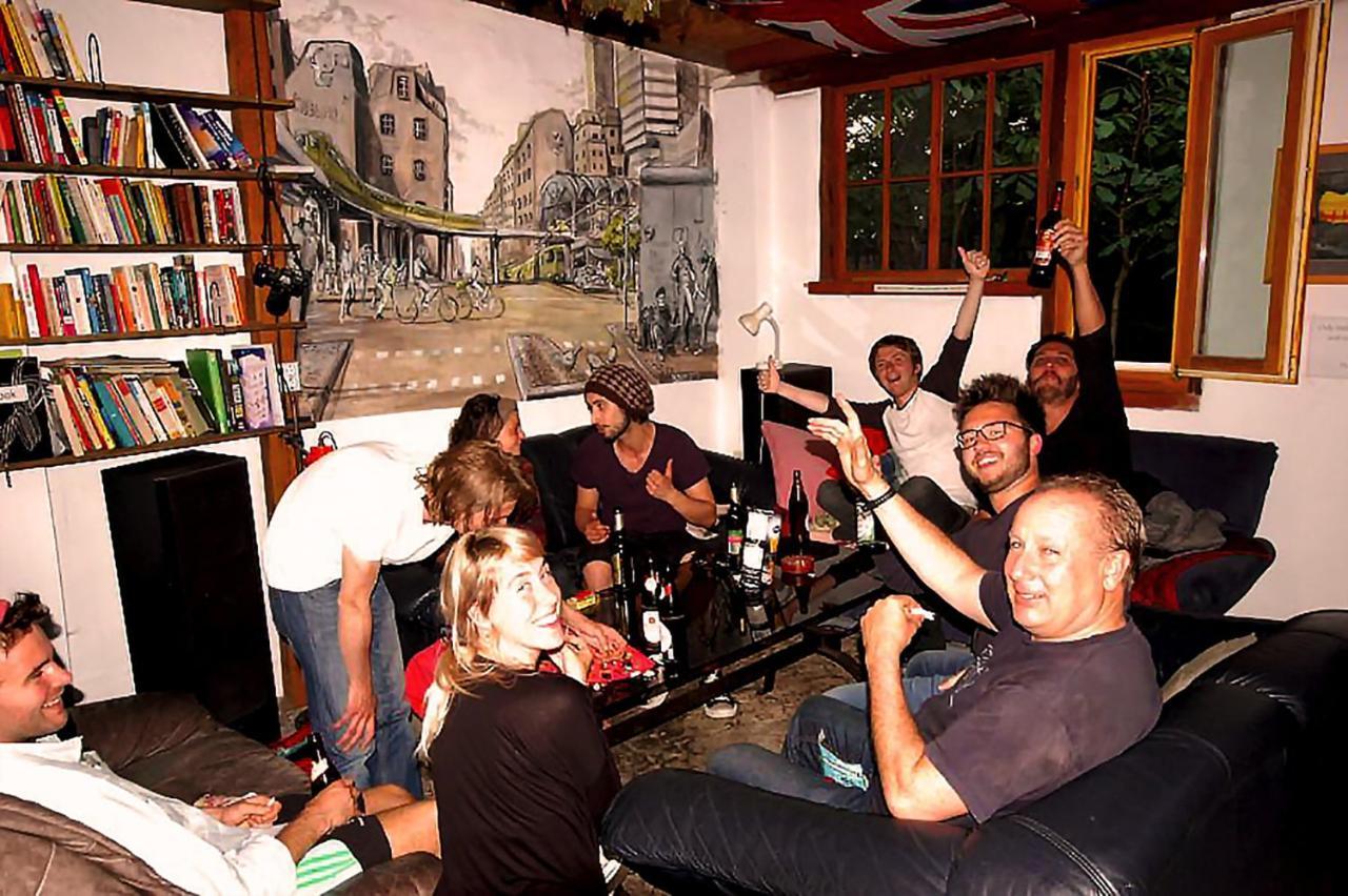 Hostel Sandino Summer Camp *