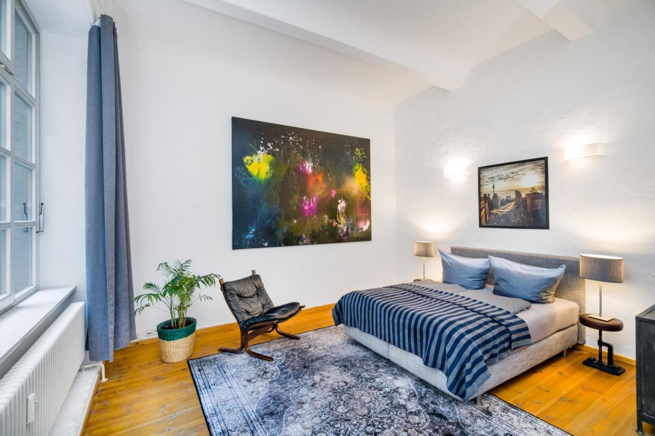 The Melchior, Luxury Industry Loft In Mitte Up To 5 Ppl With 2 Bath Apartment