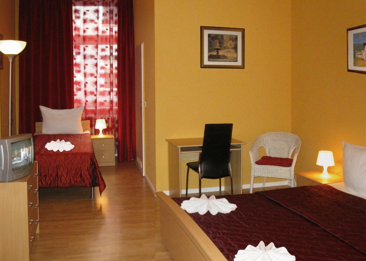 Hotel-pension Am Savignyplatz Gasthof 2*