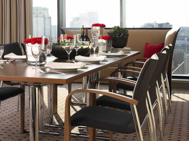 Hotel Golden Tulip Hamburg 4*