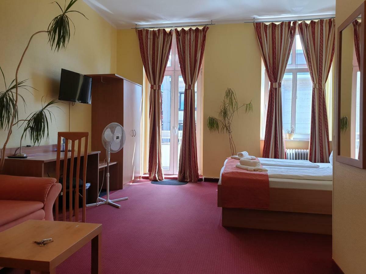 Fischer Am Kudamm Hotel 3*